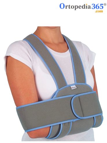 Cabestrillo ortopédico ajustable para hombro con tirantes cruzados – vista frontal